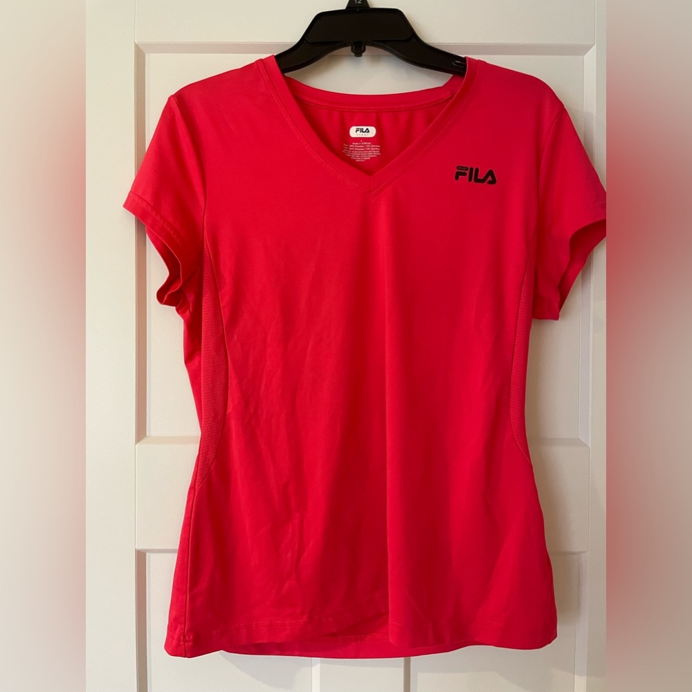 Fila athletic top